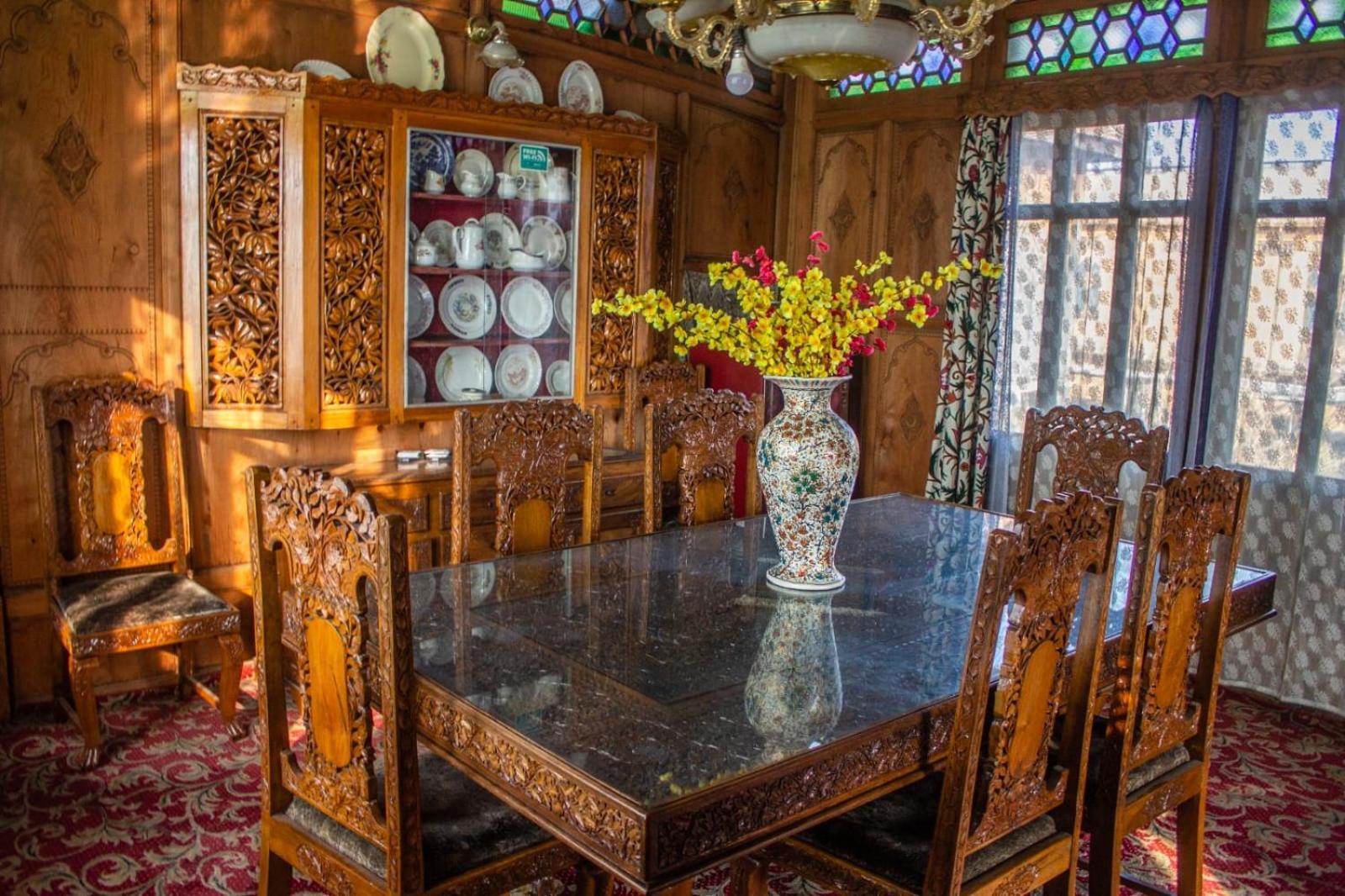 SrīnagarHouse Boat New Manora住宿加早餐旅馆 外观 照片