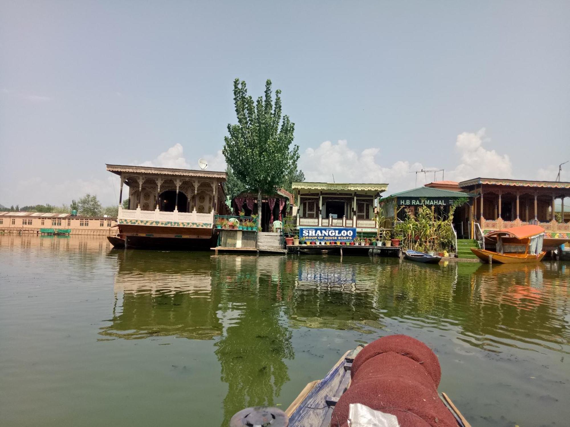 SrīnagarHouse Boat New Manora住宿加早餐旅馆 外观 照片