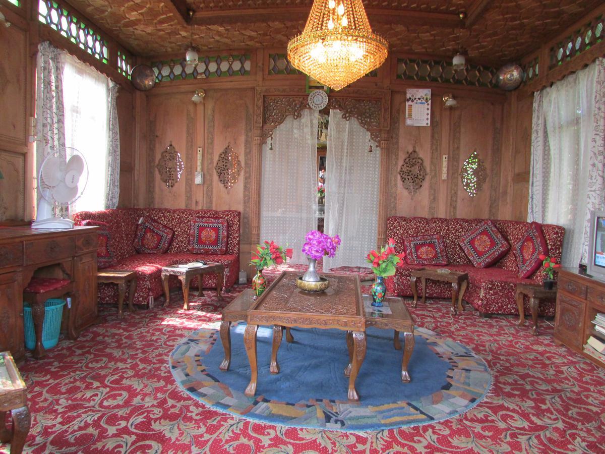 SrīnagarHouse Boat New Manora住宿加早餐旅馆 外观 照片