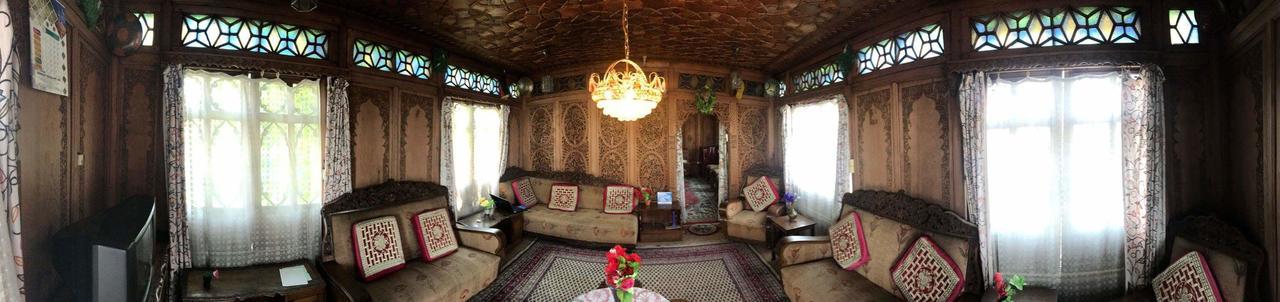 SrīnagarHouse Boat New Manora住宿加早餐旅馆 外观 照片